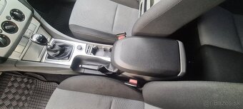 Predám Ford Focus Combi MK2 2.0 TDci - 12