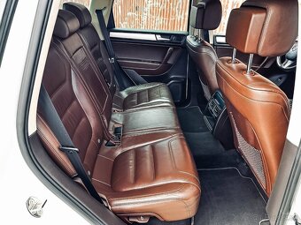 Volkswagen Touareg II 3.0 V6 TDI BlueMotion - 12