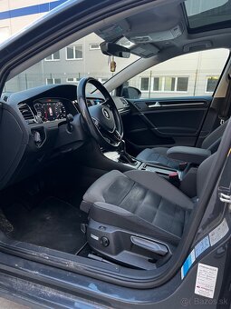 Volkswagen Golf VII Combi 2.0 TDI DSG Highline - 12