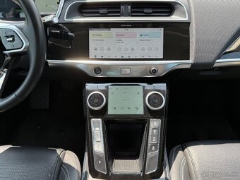 Jaguar I-Pace EV400 90 kWh SE AWD A/T - 12