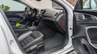 Opel Insignia - 12