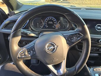 Opel Insignia Country Tourer 2.0 CDTI BiTurbo 210k 4x4 AT8 - 12