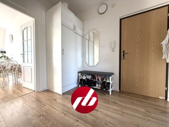 Štýlový podkrovný 2-izbový byt, ktorý vás chytí za srdce - 12