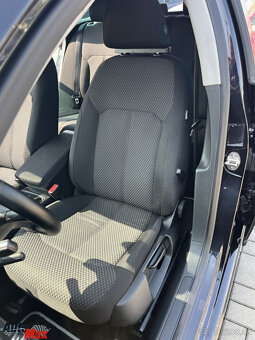 Volkswagen Passat Variant 1.6 TDI BMT Trendline - 12