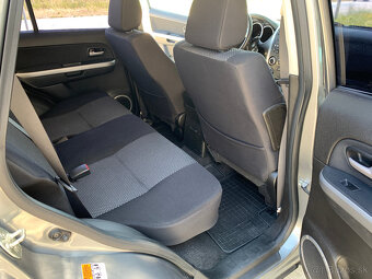 Suzuki Grand Vitara 1.9DDIS - 12