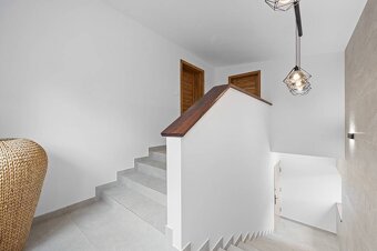 Výnimočný a luxusný, nový 4-izb. byt, centrum Záh. Bystrice - 12