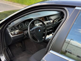 BMW 528i x-Drive 4x4 F10 Facelift, 194tis, vykonaný servis - 12