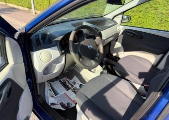 Fiat Punto 1,2 i Nová STK benzín manuál 44 kw - 12