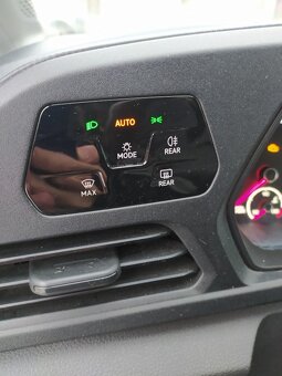 Volkswagen Caddy 2.0 TDI 90 kW - 12