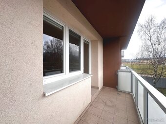 PREDAJ 3 izbový s balkónom, Šafárikova ulica - 12