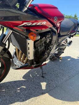 Predám Yamaha Fazer 1000 - 12