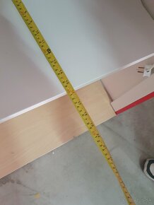 Regal, stojany a závesný system do predajne - 12