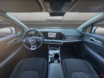 KIA SPORTAGE 1,6 T-GDi MHEV FWD 7DCT GOLD - 12