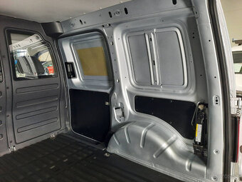 Volkswagen Caddy Dodávka 1,2 TSi BlueMotion - 12