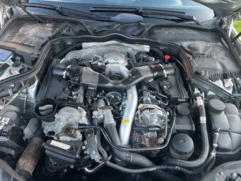 Predám Mercedes Benz E320cdi - 12