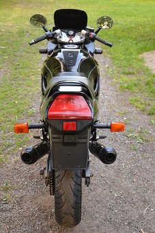 Suzuki GSX-750F - 12