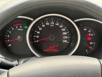 Kia Sorento Sorento 2.2 CRDi 4WD 7-miestne - 12