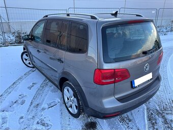 VOLKSWAGEN TOURAN CROSS 2,0 TDI - 12