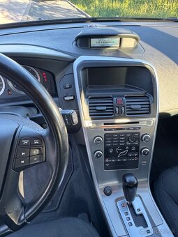 Volvo XC60 SUV D5 AWD 2.4D 151kw 2010 prvý majiteľ - 12