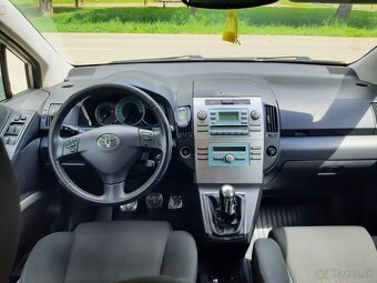 Predám toyota corolla verso - 12