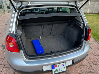 Volkswagen Golf V 2.0 TDI GT 2008 - 182.000km - - 12