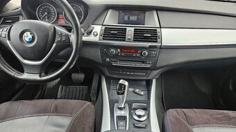 BMW X5 E70  xDrive30d - 12