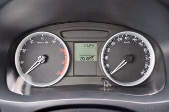 Škoda Fabia 1.6 ie Sport - 12