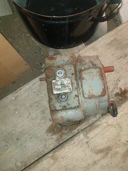 Elektromotory s prevodmi - 12