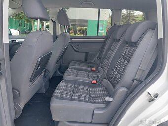 VOLKSWAGEN TOURAN CROSS 2,0TDI 103KW - 12