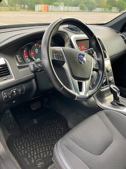 Volvo XC60 Automat 2.0 140kW SUV - 12