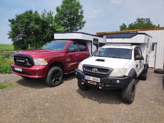 Toyota Hilux camper offroad obytné obytná nástavba - 12