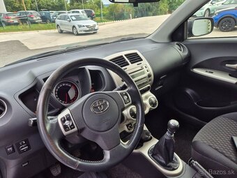 Toyota Urban Cruiser 1.4 D-4D AWD Sol - 12
