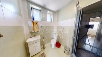 Penzión na námestí s vlastným barom a nenahraditeľným výhľad - 12