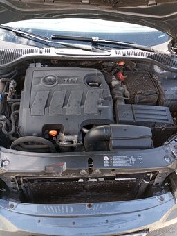 Škoda Octavia 1.6TDI Greenline - 12