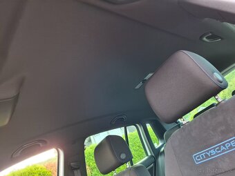 VOLKSWAGEN TIGUAN 4x4,2,0CR TDI CITY SCAPE, 110kw, 2015 - 12