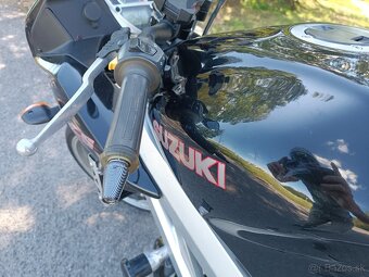 Suzuki SV650s 2004 53kW - 12