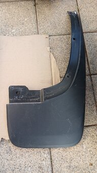 Isuzu D Max vaničky 2025 - 12