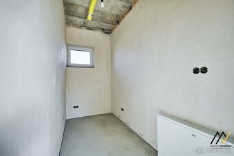 REZERVOVANÉ: RODINNÝ DOM, OBEC KUKOVÁ, OKRES SVIDNÍK - 12