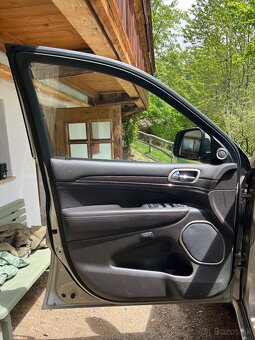 JEEP GRAND CHEROKKE - 12