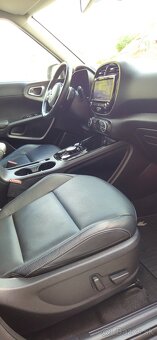Kia Soul ev 150kw  | 64kwh | Záruka 2027 - 12
