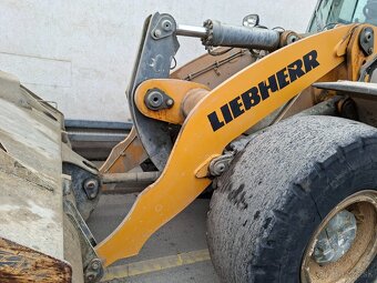 LIEBHERR L538 4X4 - 12