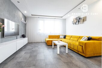 NA PREDAJ ZREKONŠTRUOVANÝ 3-IZBOVÝ BYT, Dénešova ul., MESTSK - 12