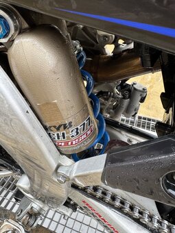 Yamaha yzf 250 top stav - 12