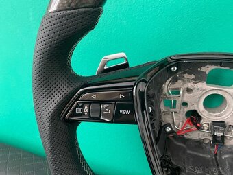 AUDI VOLANT KARBONOVY A6 A7 C8 Q8 S8 SQ8 E-TRON - 12