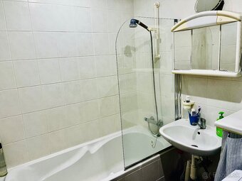 SLNEČNÝ 3.izbový byt, 74m2, Sídlisko Juh, Michalovce - 12