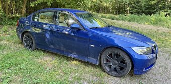 Predám BMW E90 320d 120kw 2006 Montego Blue Metallic - 12