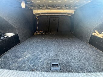 Predam Volkswagen Passat b6 - 12
