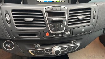 Renault Laguna Grandtour 2.0Dci - 12