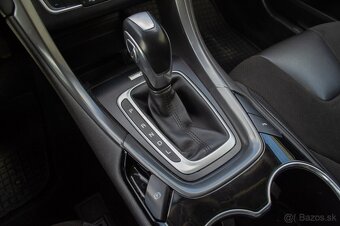 Ford Mondeo 2.0 Hybrid Titanium ODPOČET DPH - 12