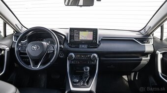Toyota RAV4 2.0 benzín  4x4  129kW,  Automat,  rv 2020 - 12